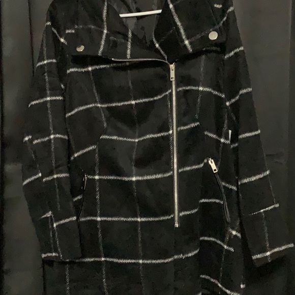 Jacket - Picture 4 of 7